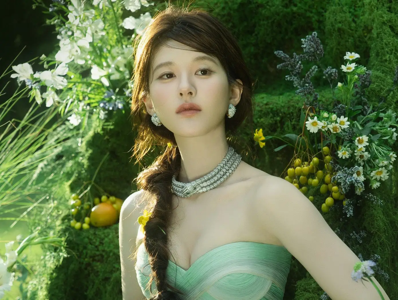 Nhờ khả năng thu hút khán giả, Triệu Lộ Tư vẫn được nhà đầu tư săn đón bất chấp scandal